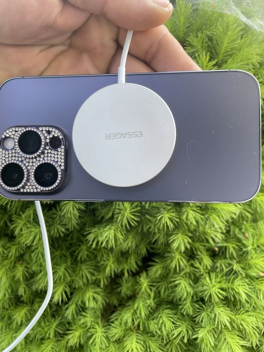 Бездротовий зарядний пристрій ESSAGER 3 in 1 15W Magnetic Wireless