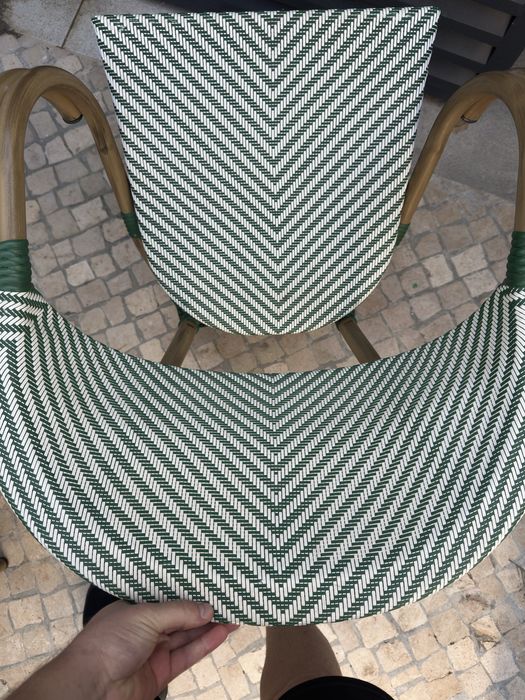 Vende-se Cadeiras novas