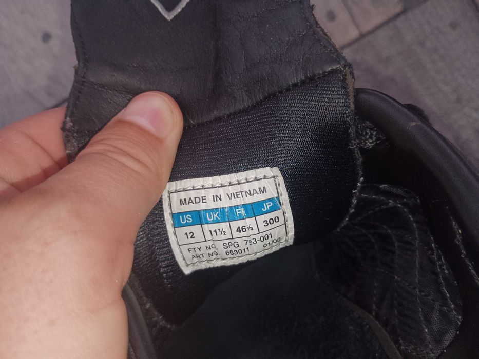 Korki piłkarskie męskie Adidas skóra rozmiar 46 2/3