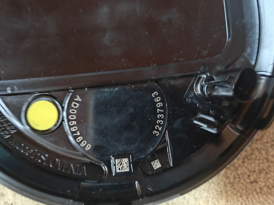 Znaczek Volvo podgrzewany