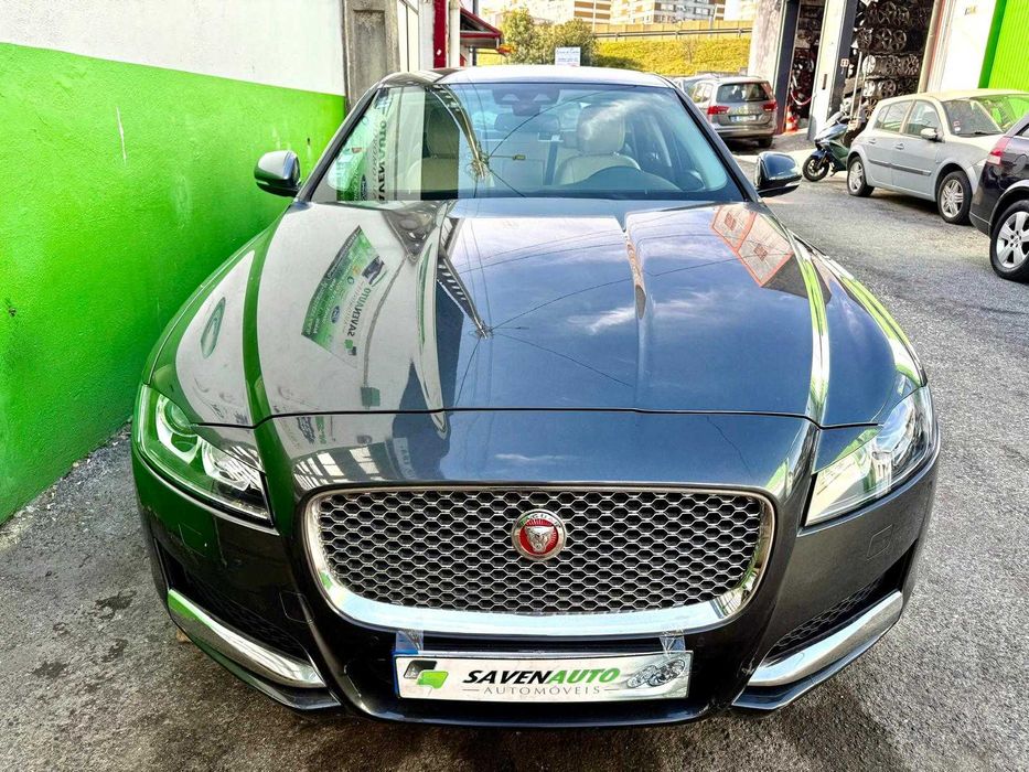 JAGUAR XF II (X260) 2.0 D automático