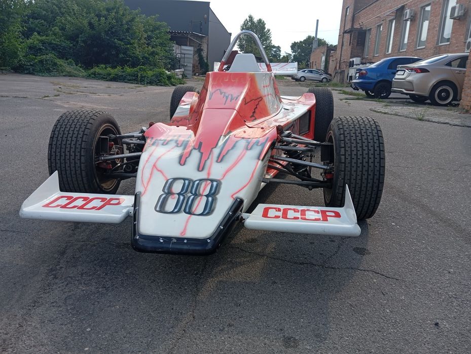 Пропоную болід Естонія 20