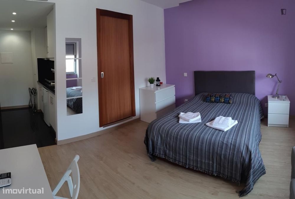Estúdio - localizado em Baixa Coimbra