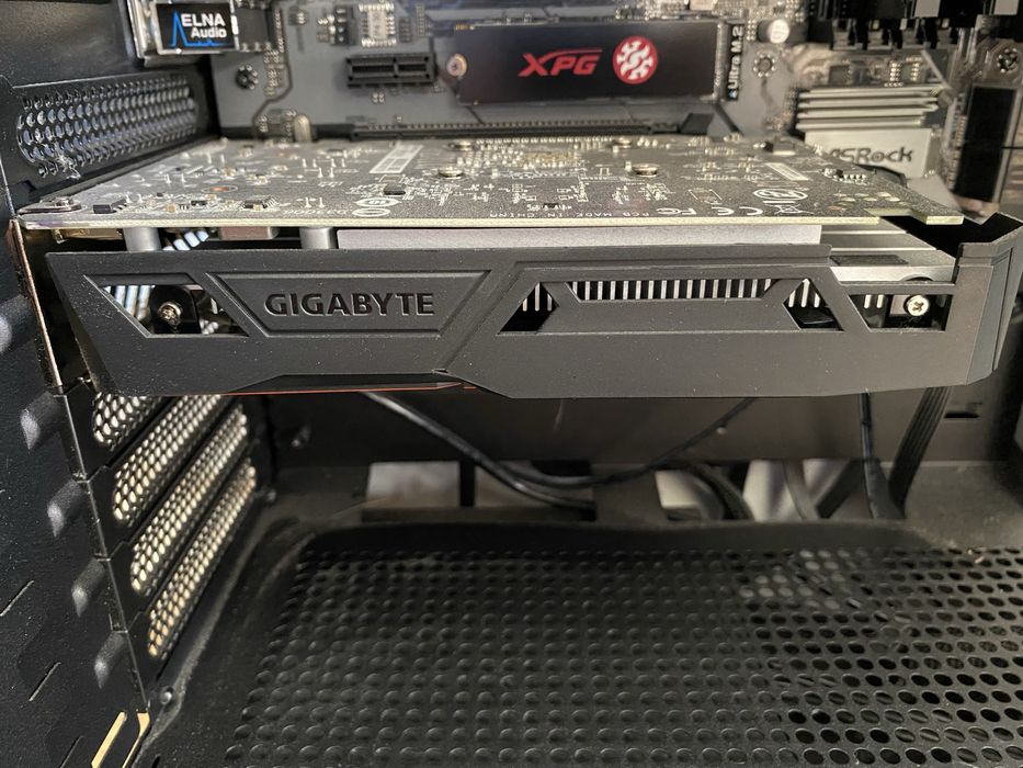 Komputer, GTX 1050Ti, AMD Ryzen 1050Ti