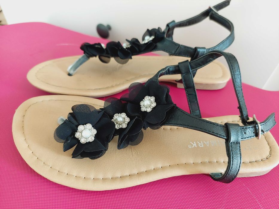 sandaly r. 36 Primark