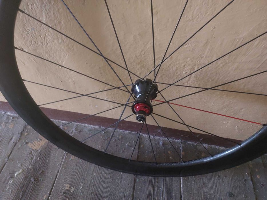 Kola karbon Vision Metron 55