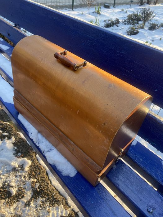 Швейна машинка Подолка