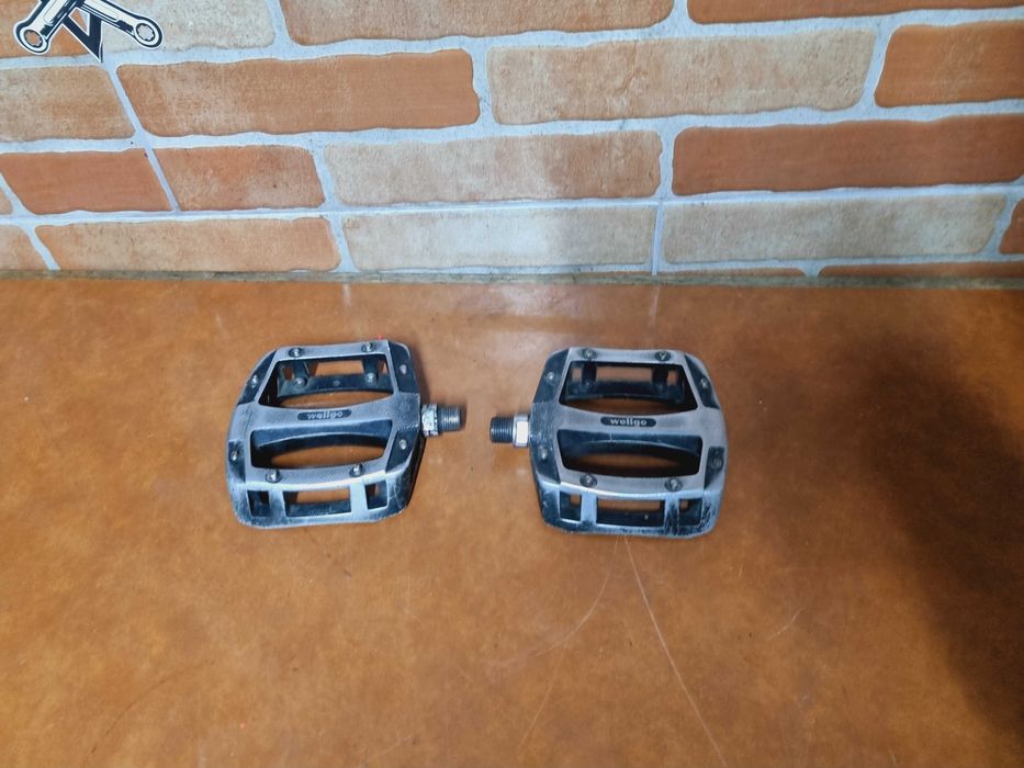 Pedais Plataforma - Otimo estado