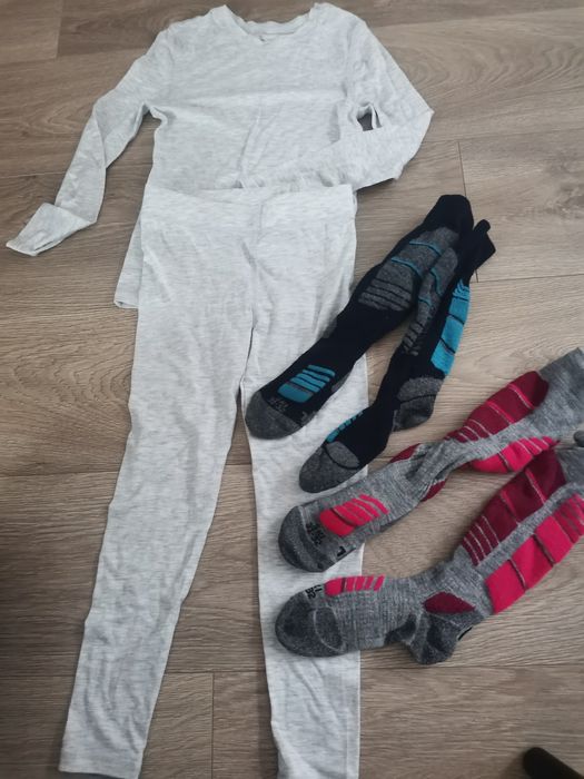 Bielizna narciarska i skarpety narciarskie  128 / 32