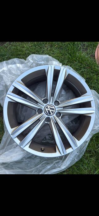 Alufelgi oryginalne z salonu Volkswagen