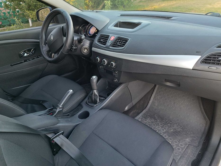 Renault  Fluence