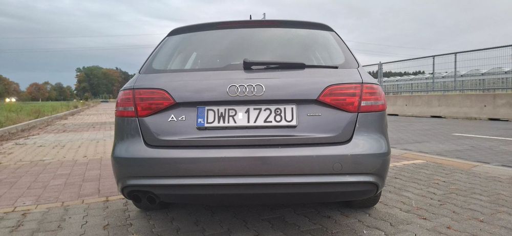 Audi A4 Avant AUDI A4 B8 2.0TDI quattro