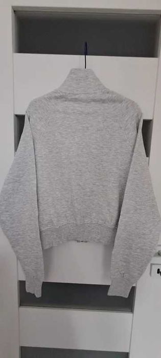 Стильна жіноча кофта на замку zara