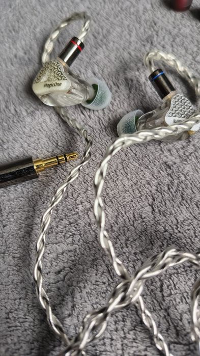 AFUL MagicOne iem