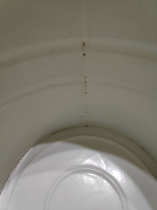 Каструля емальована велика