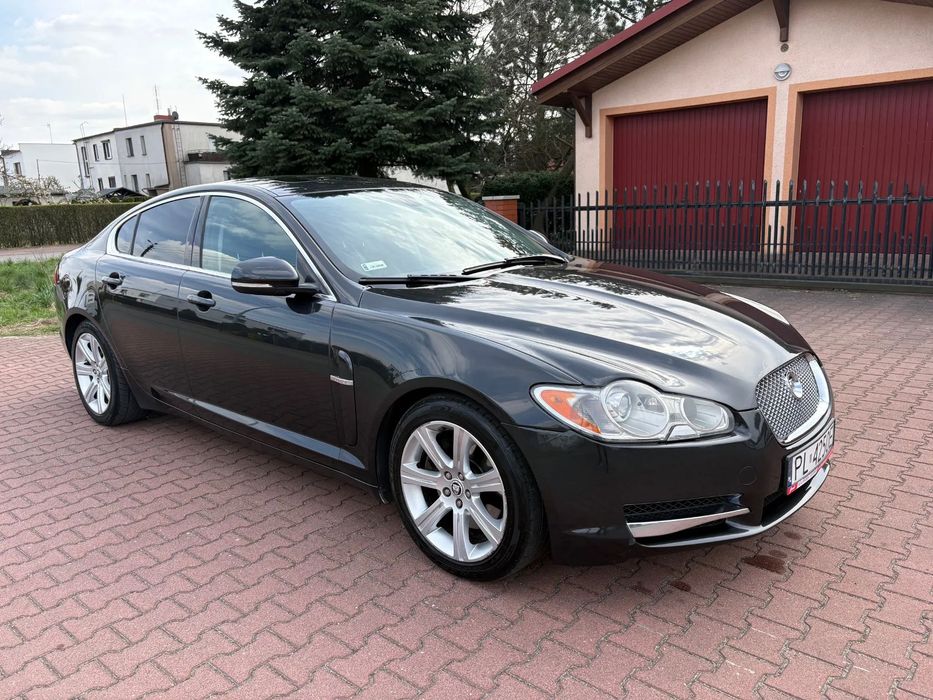 Jaguar XF