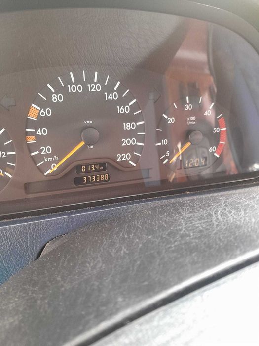 Vendo mercedes 200 cdi