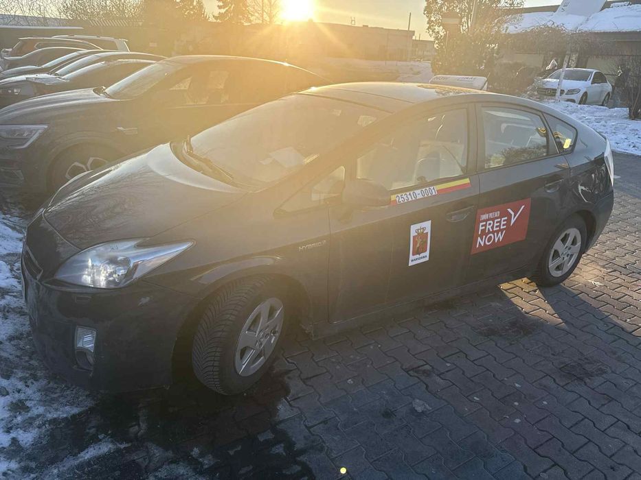 Toyota Prius 3 - Bardzo Zadbany! Wynajem TAXI/UBER/BOLT/FREENOW