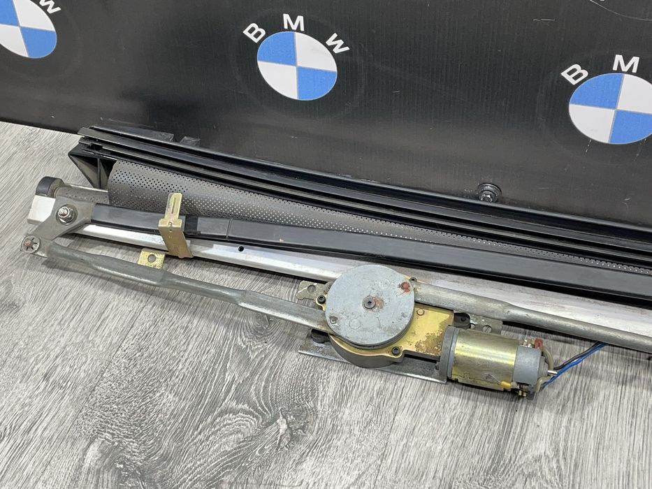 Задня Електро Шторка BMW E34 Код:409