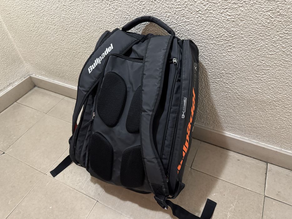 Raquete de Padel Bullpadel Hack 03 e Saco Vertex