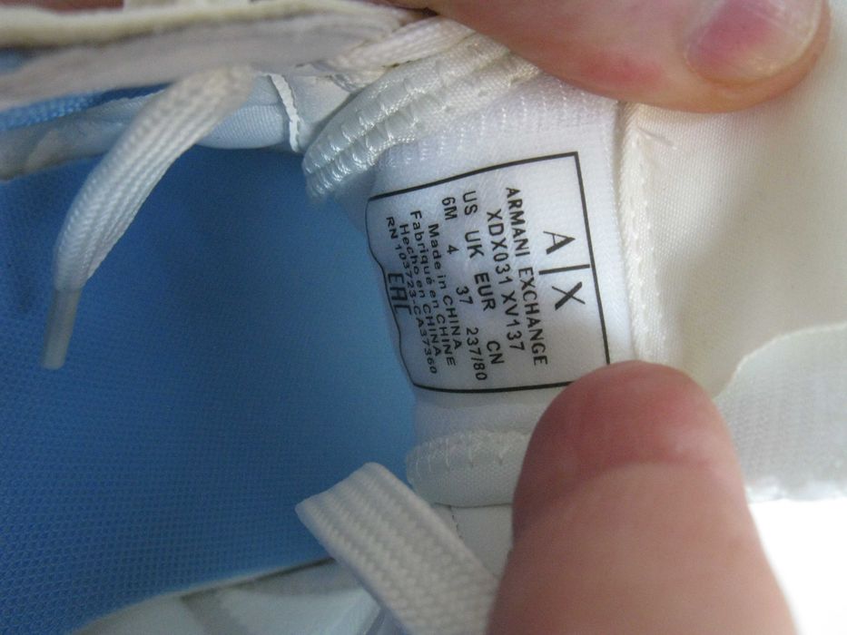 Кроссовки Armani Exchange XDX031-XV137 только по одному !