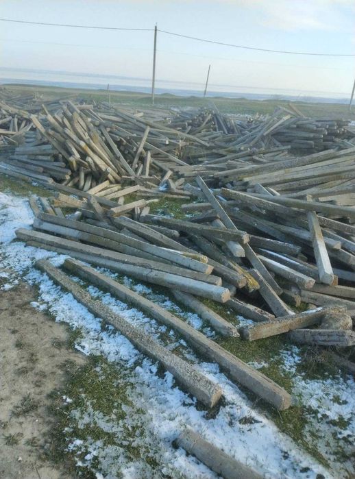 Бут виноградных столбиков