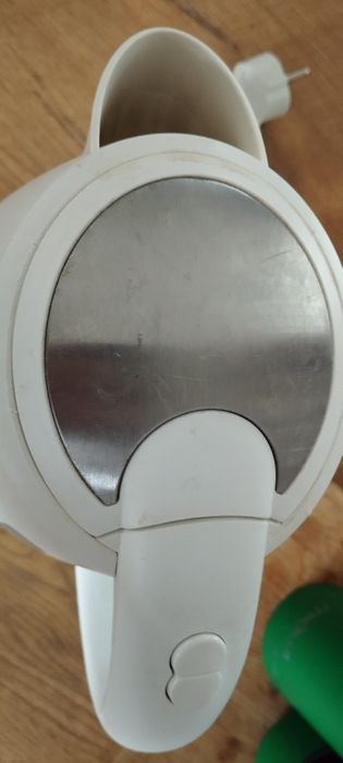 Czajnik bezprzewodowy 2200W