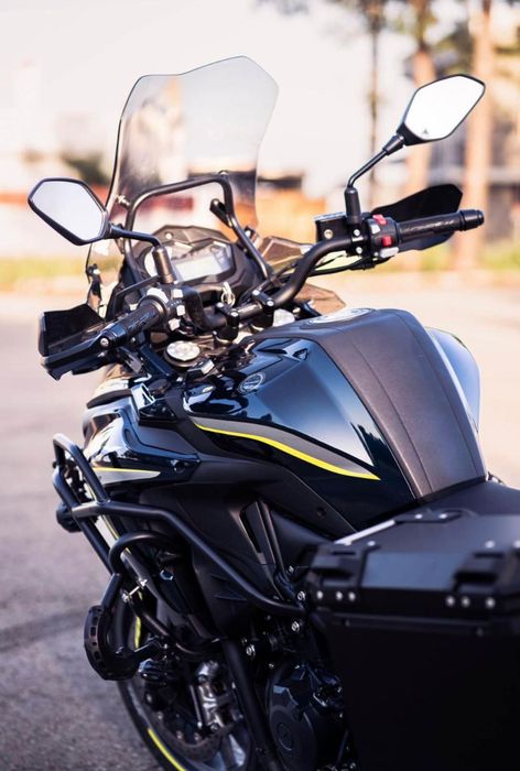 Benelli TRK502 + extras
