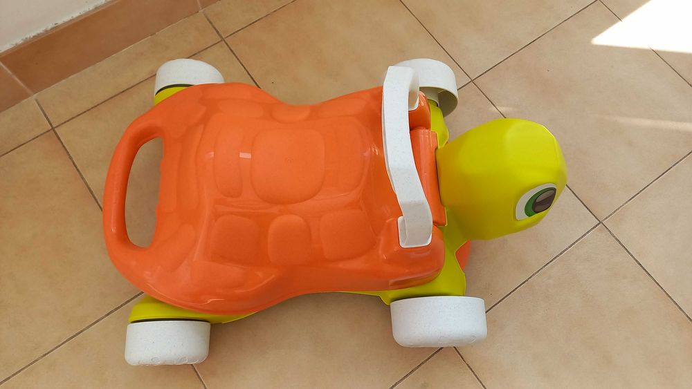Andarilho 2 em 1 Chicco Walk&Ride Tartaruga 9+