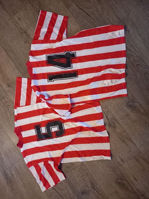 Stroje sportowe Koszulki Spodenki sportowe Stroje pilkarskie