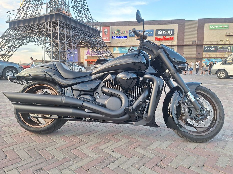 Продам мотоцикл Suzuki Boulevard M109R