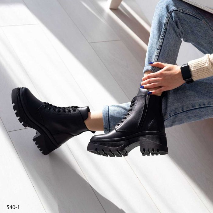 Стильные деми ботинки на байке (36-41) Новая обувь для девушек весна