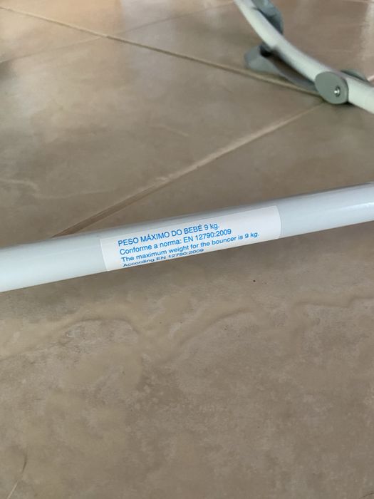 Espreguiçadeira bebé nova