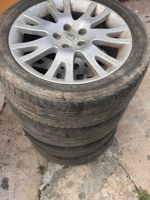 RJantes Renault 4 unidades, semi novos. Em bom estado