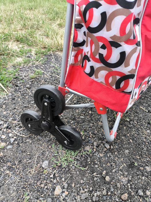 Wózki zakupowe materiałowe