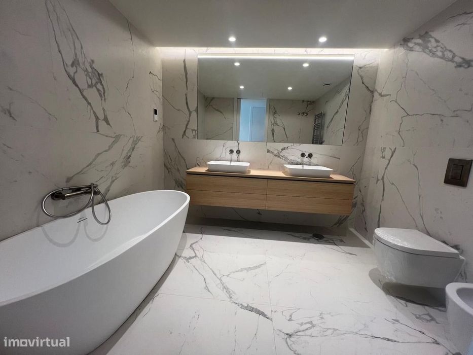 Apartamento T2 com piscina, Cascais
