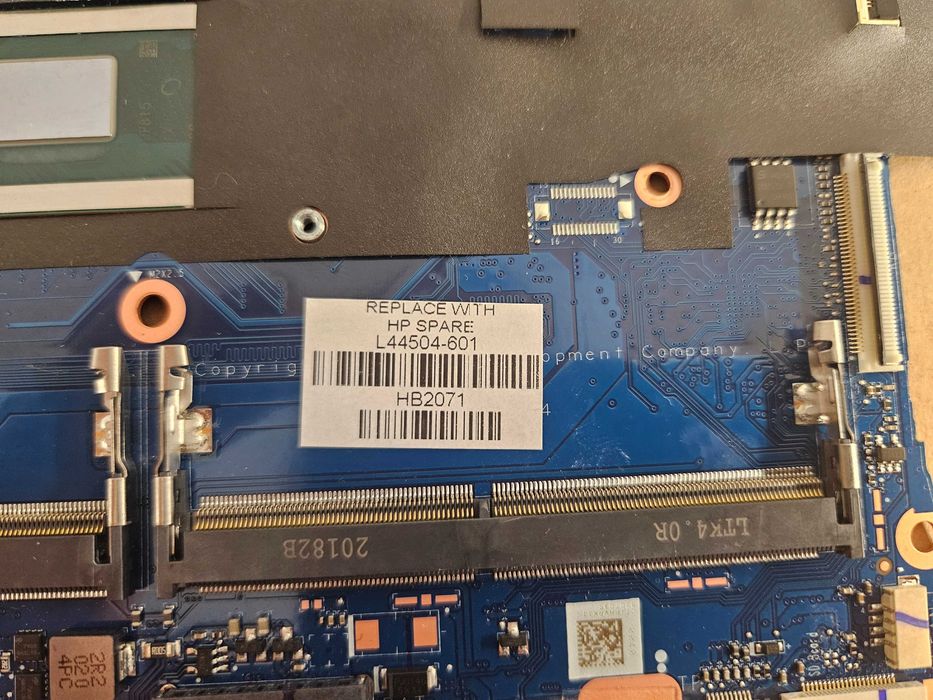 Vendo mainboard para HP ProBook 430 G6 com PN: L44504.601