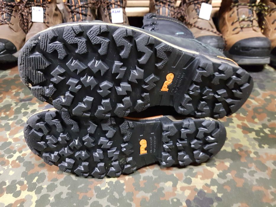 Buty robocze TIMBERLAND rozm 43 wkł 28,5 cm