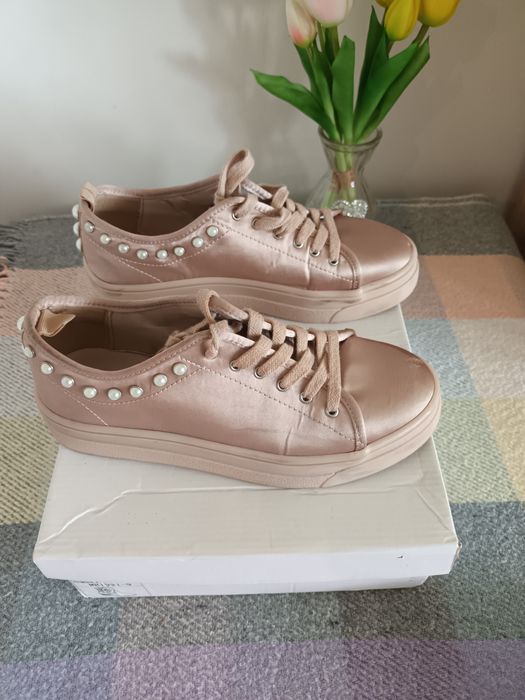 Buty damskie rozmiar 37 Zara Basic.