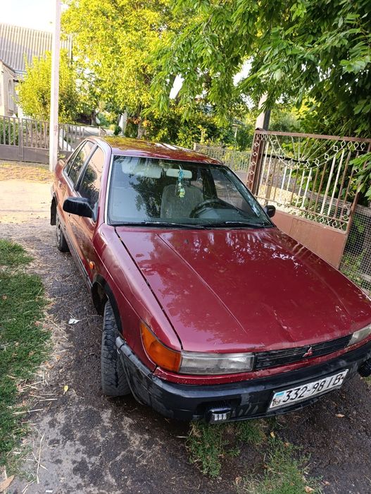 Mitsubishi lancer 4