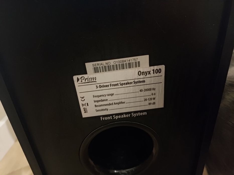 Kino domowe  Amplituner Yamaha RX-V373 z głośnikami Prism 100