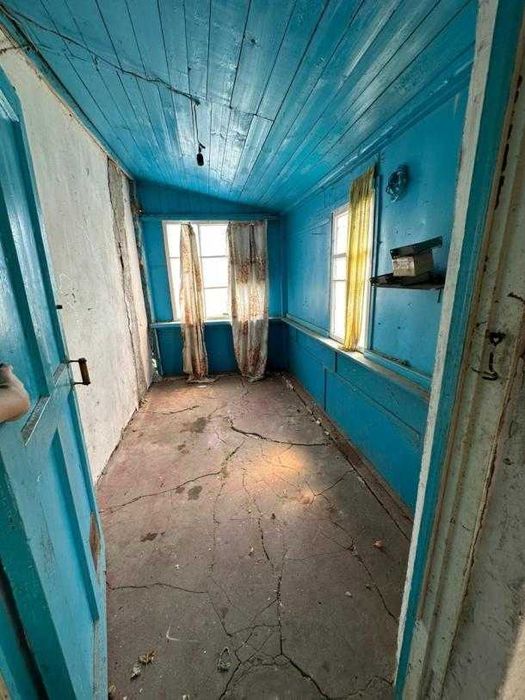 Харківська обл. Продається пів-будинку в Старому Салтові