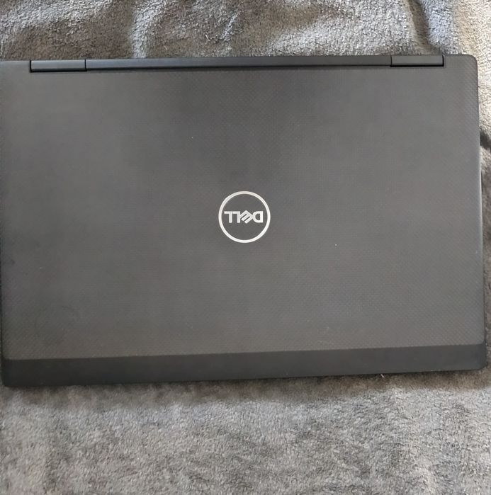 Laptop DELL Precision 7530/ i7-8750H/1200Gb ssd/32gb ram /nvidia p1000