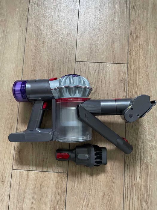 Odkurzacz samochodowy dyson