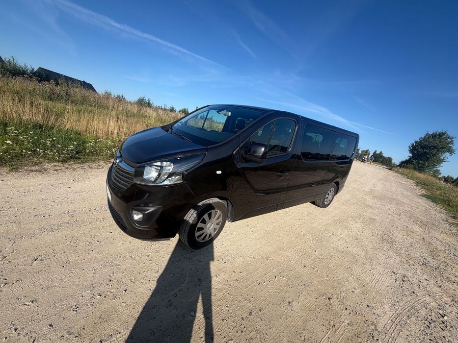 Opel Vivaro Opel vivaro 9 osobowy osób bus (trafic)