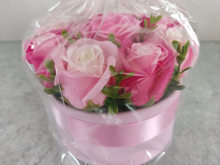 Flower Box z róż mydlanych – nowy