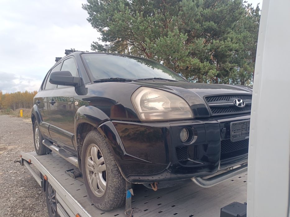 Sprzedam Hyundai Tucson 2.0 B+G na części