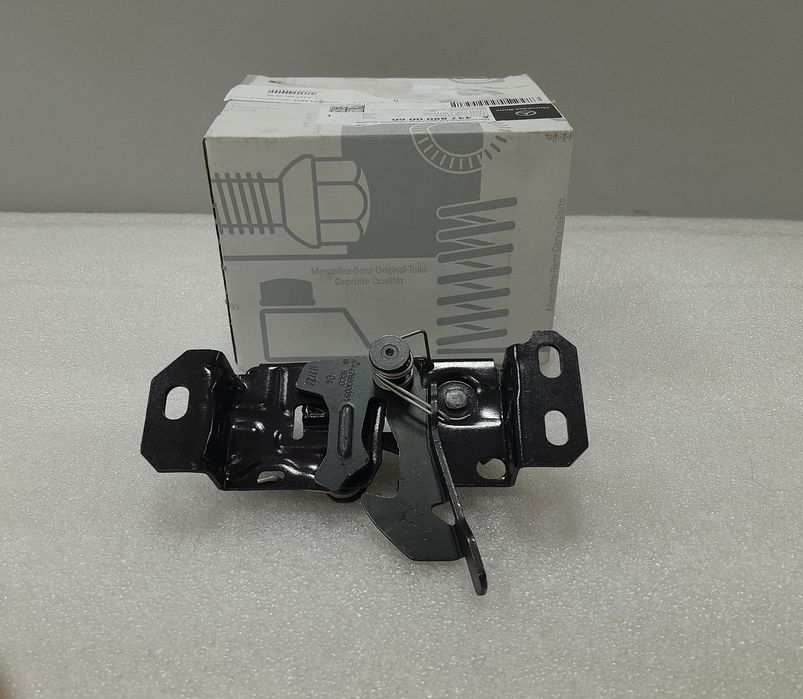 Замок капота MB Vito 447