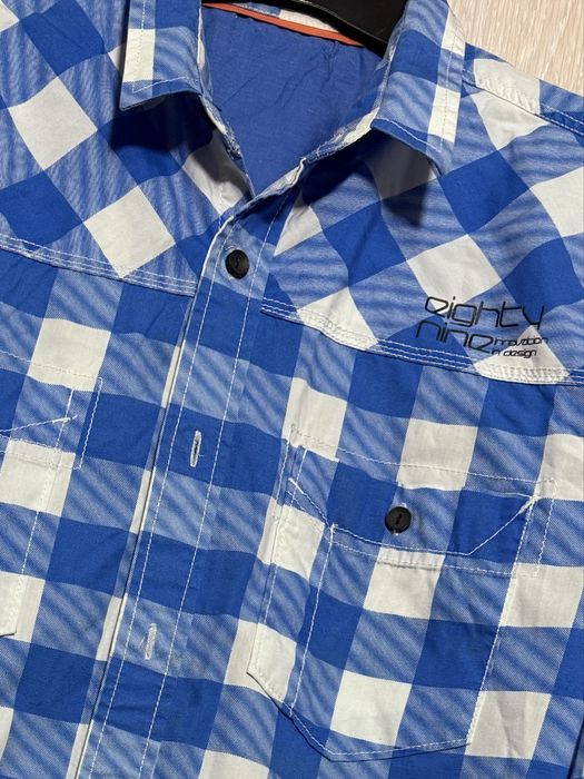 Чоловіча сорочка в клітинку