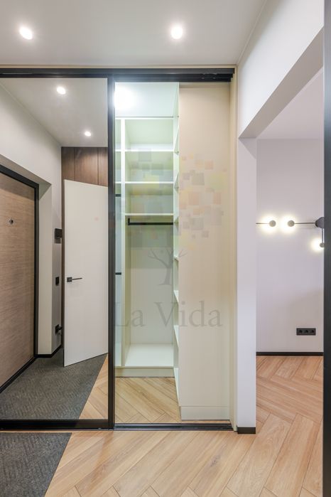Продаж 2-кімнатної квартри Файна Таун 66,3 м² ЖК Файна Таун, Салютна,
